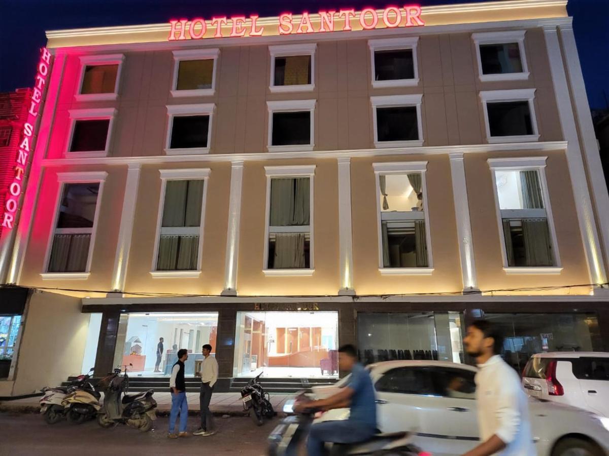 Hotel Santoor - Varanasi — Photos 1